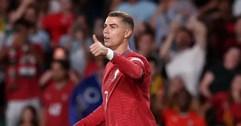 "Ninguém chega aos tornozelos de Cristiano Ronaldo"